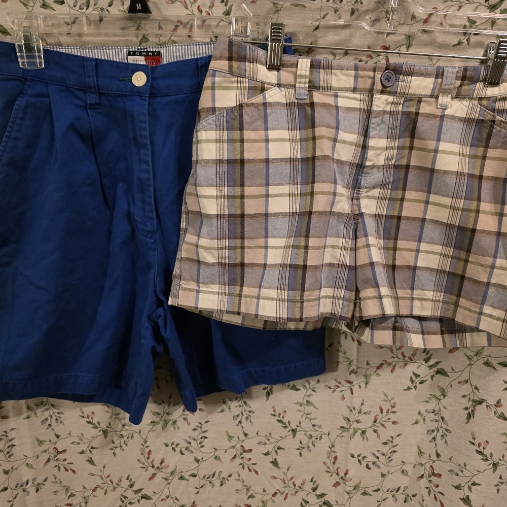 🏝️ Ladies' Lot of 2 Pair Shorts Blue and Plaid 8